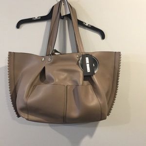 STEVE MADDEN BSAMANA Tote & Crossbody 2 in 1 Set